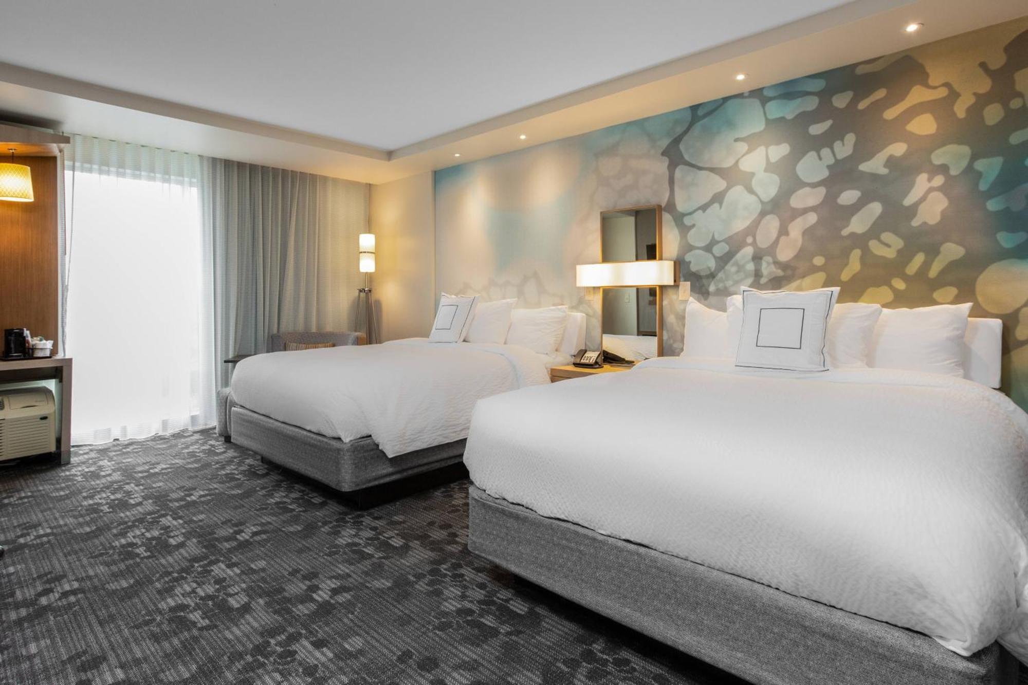 คอร์ตยาร์ด โจนส์โบโร Hotel ภายนอก รูปภาพ